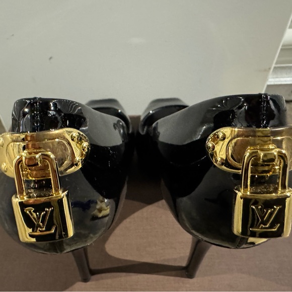 Louis Vuitton Oh Really Open Toe Pumps - Picture 1 of 11